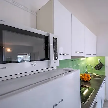 Hotel Avocado 3*